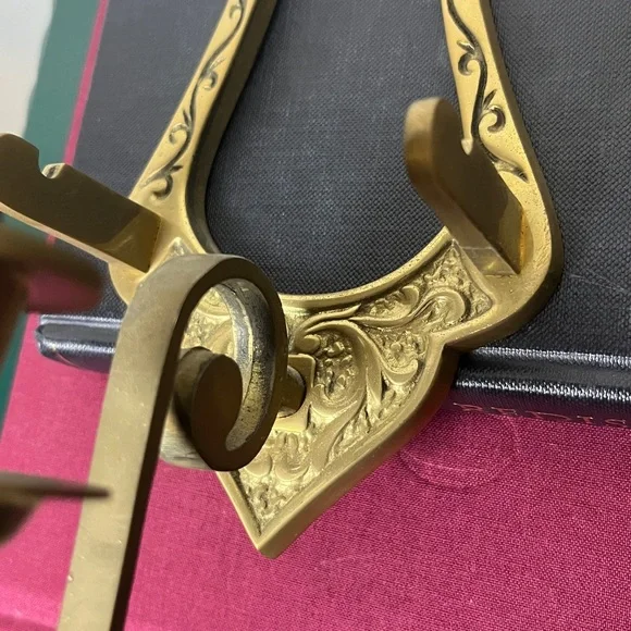 Crowning Touch Solid Brass Vintage Candlestick Wall‎ Sconces w Plate Display